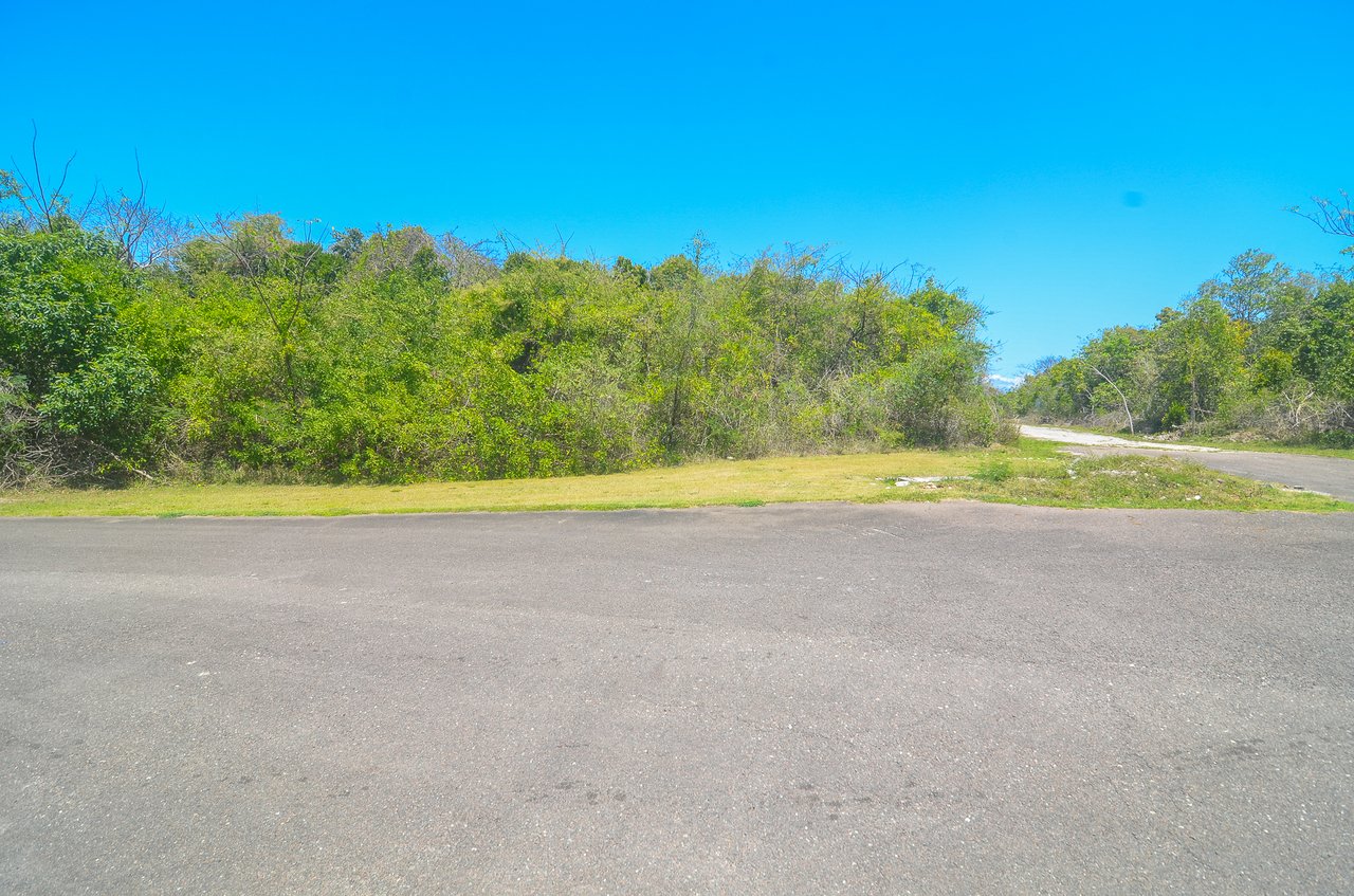 Lot #90 Lyford Hills