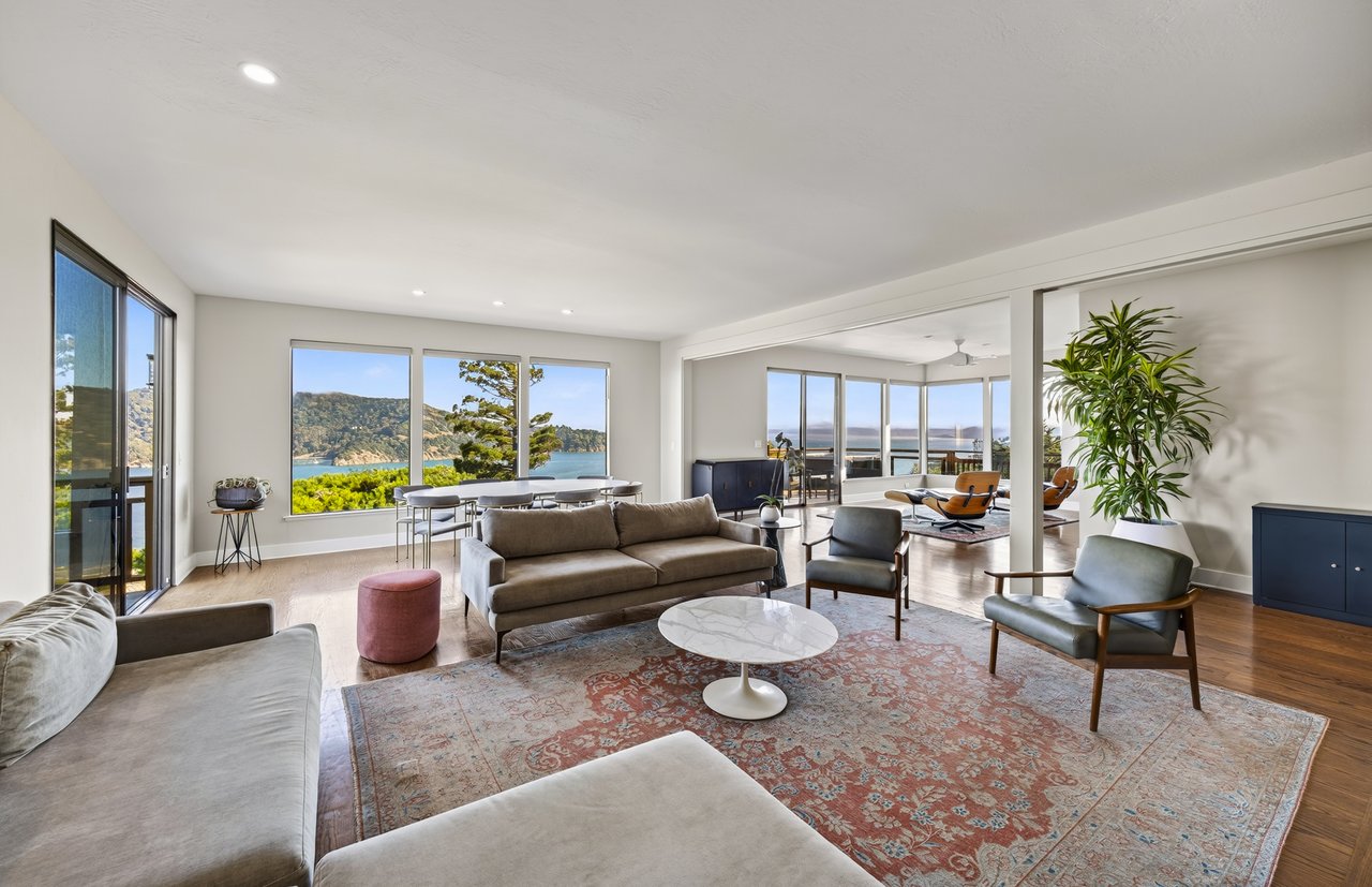 Sweeping Views Across the Bay