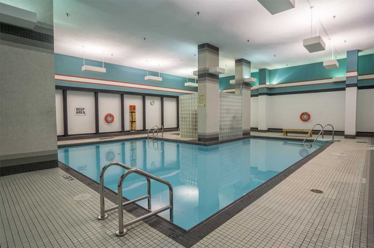 701 King Street W 806