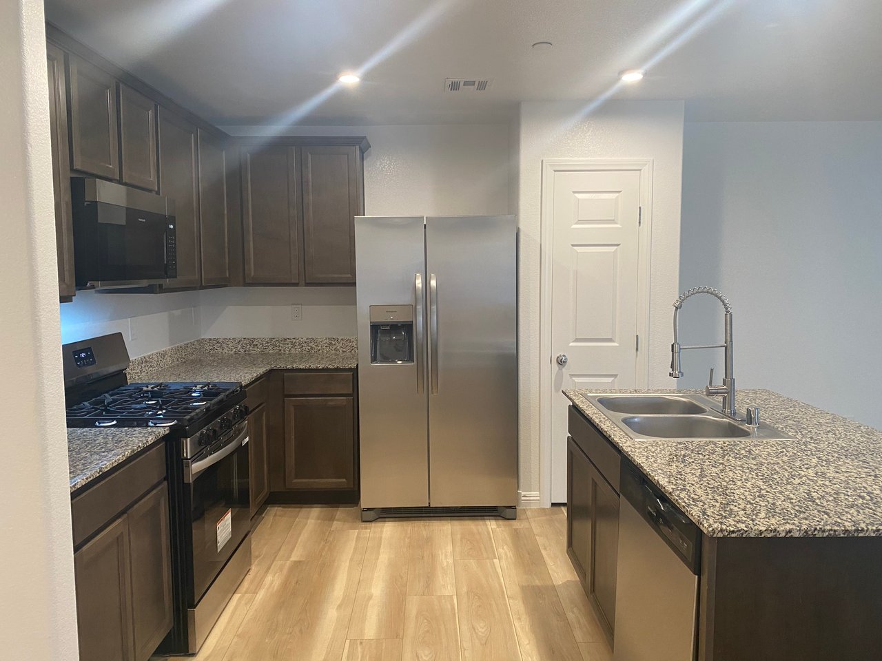 4517 Dover Straight Street