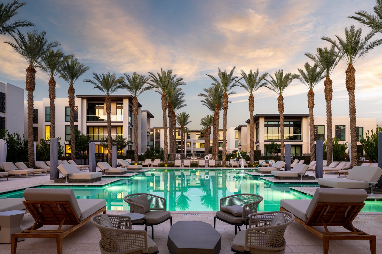 6587 N PALMERAIE Boulevard, 1050