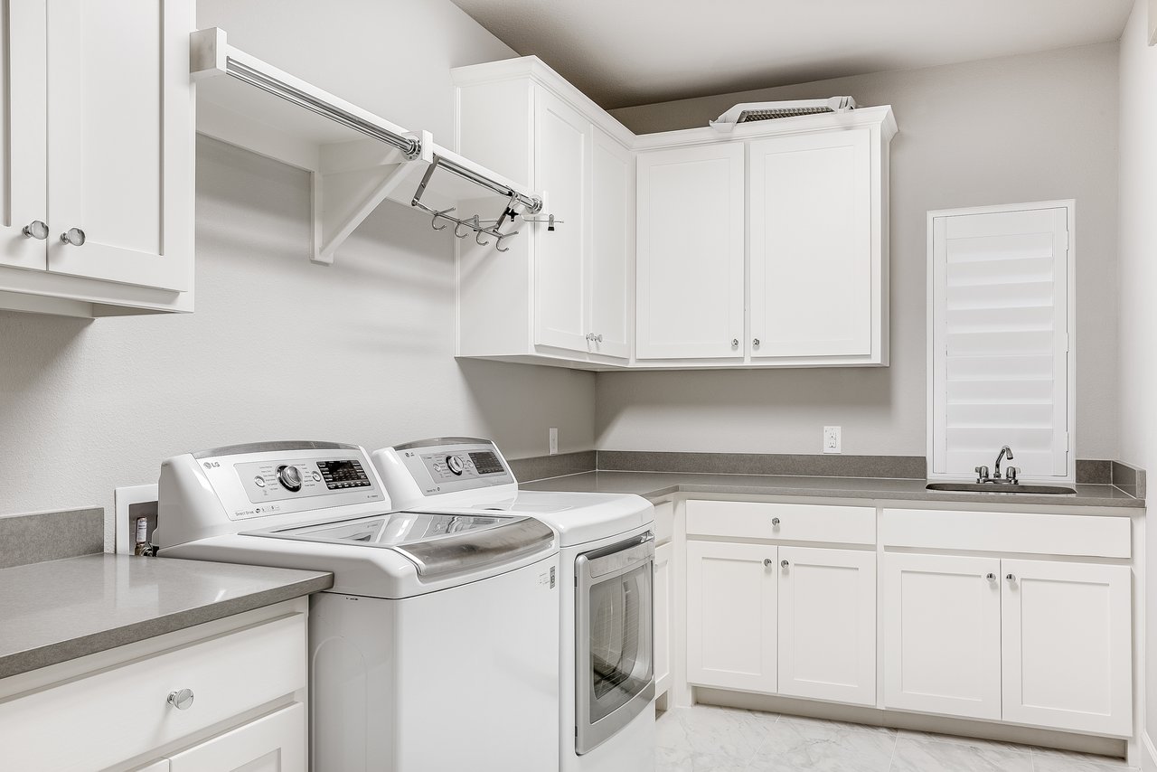 6910 Frontierwood Pl