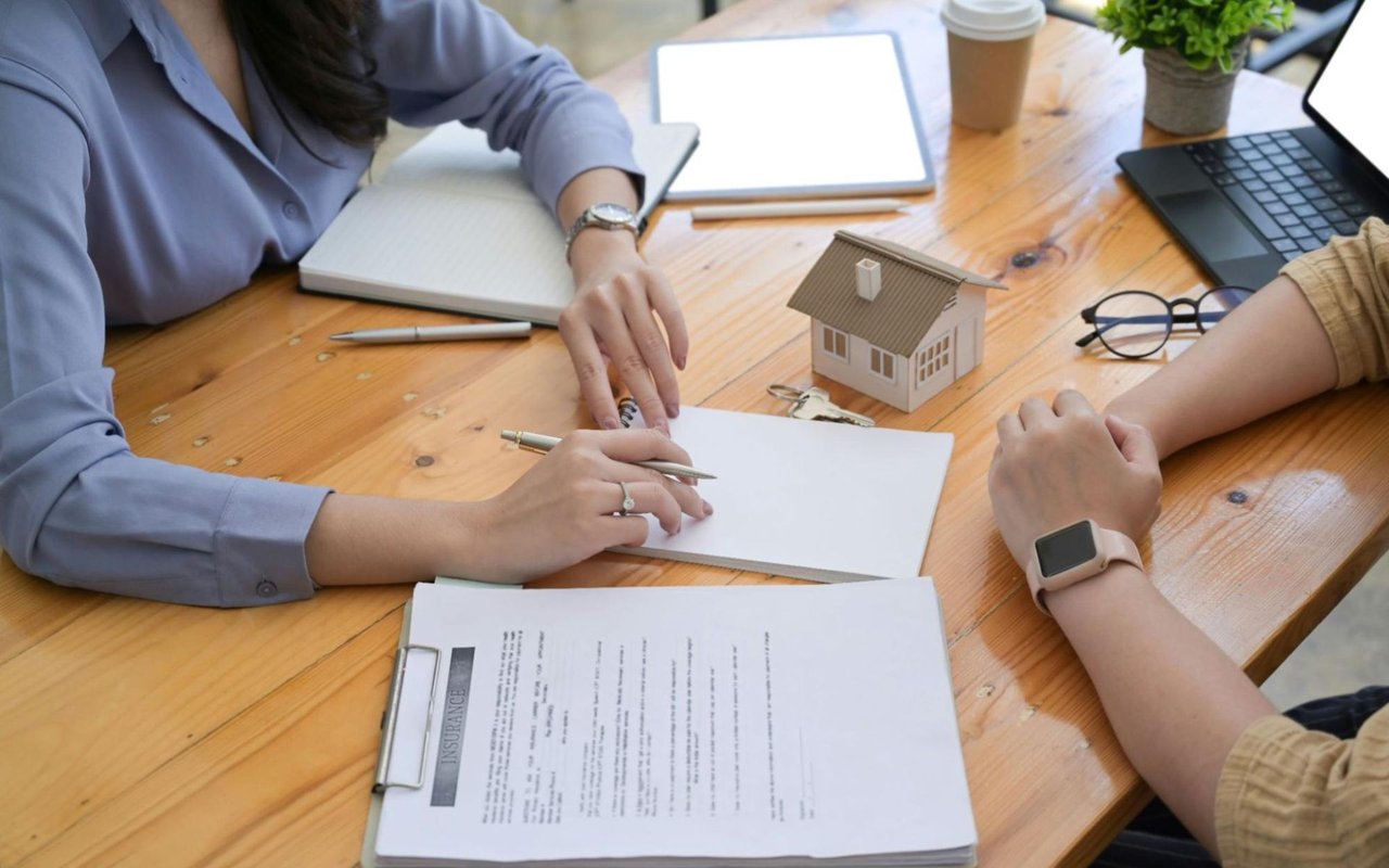 8 Real Estate Negotiation Strategies From An Expert