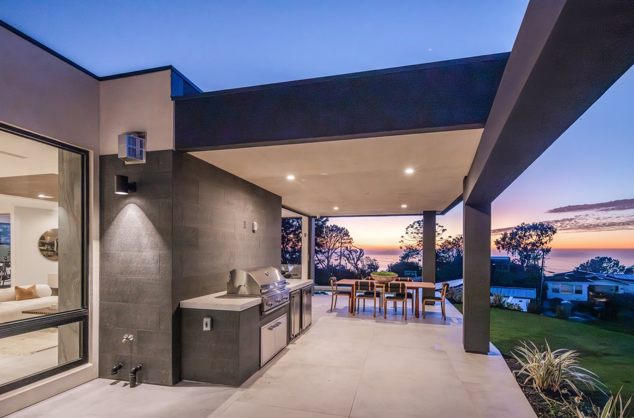 722 Ampitheatre Drive, Del Mar