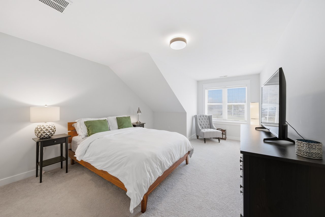 184 Main St, Unit 3, Acton