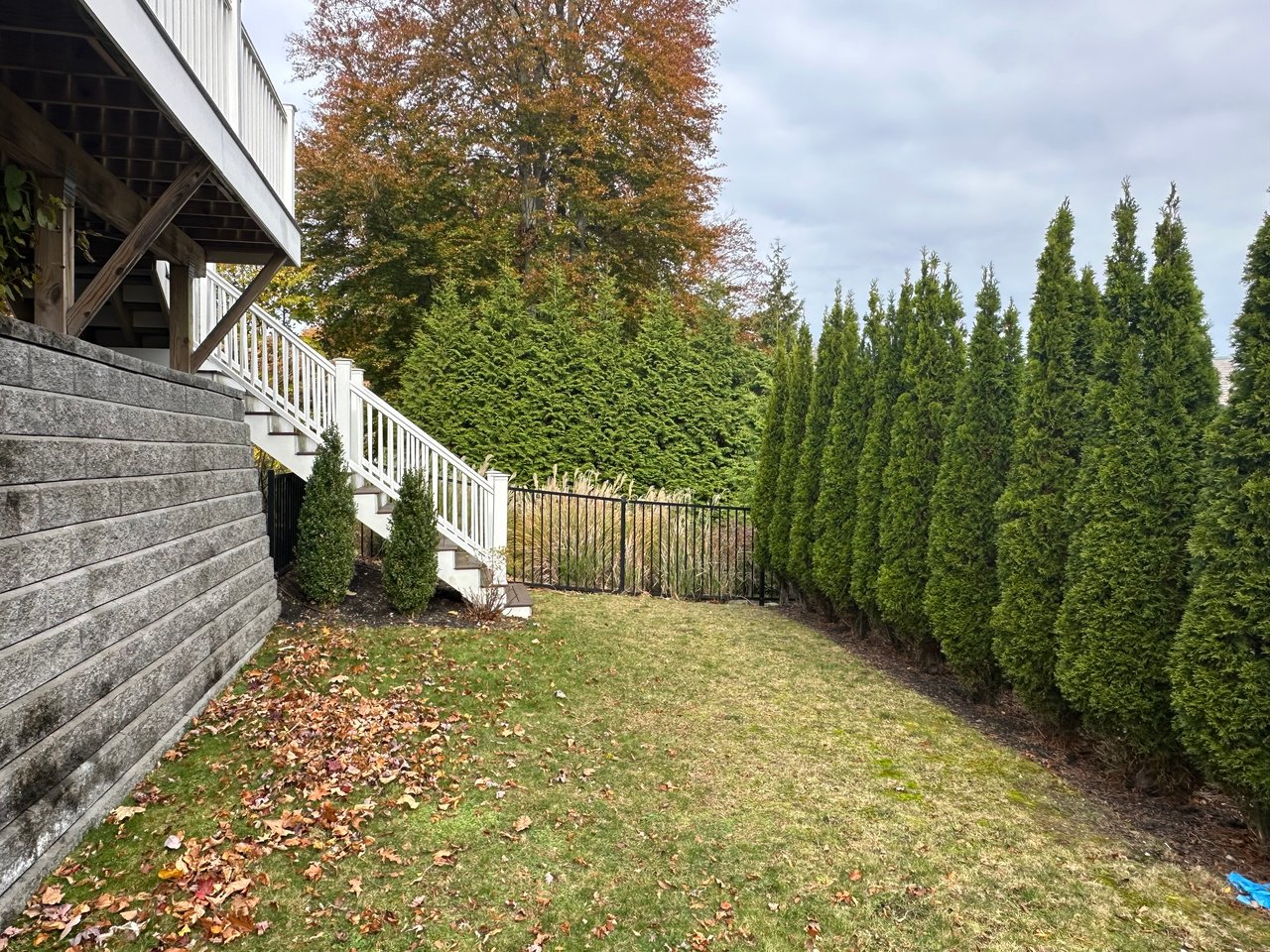 53 Old Mystic St, Arlington