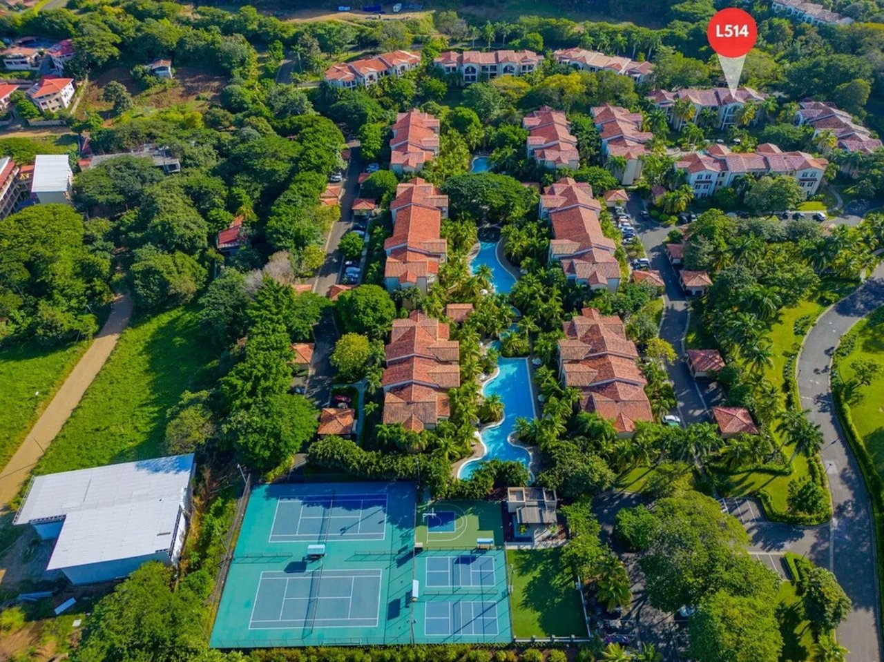 Poolside Renovated Penthouse Condo, Papagayo, Guanacaste