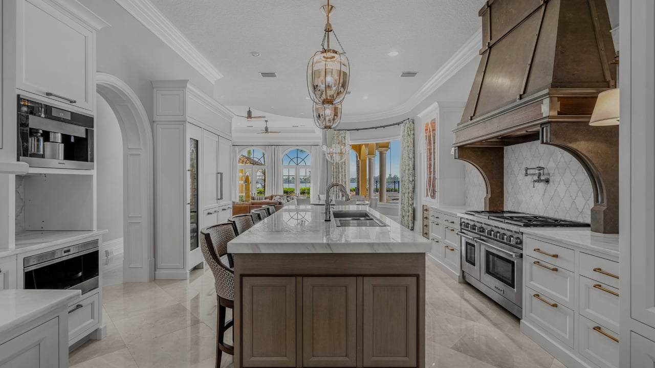 2025 Ultra Luxury Report Brevard County's $2M+ Market