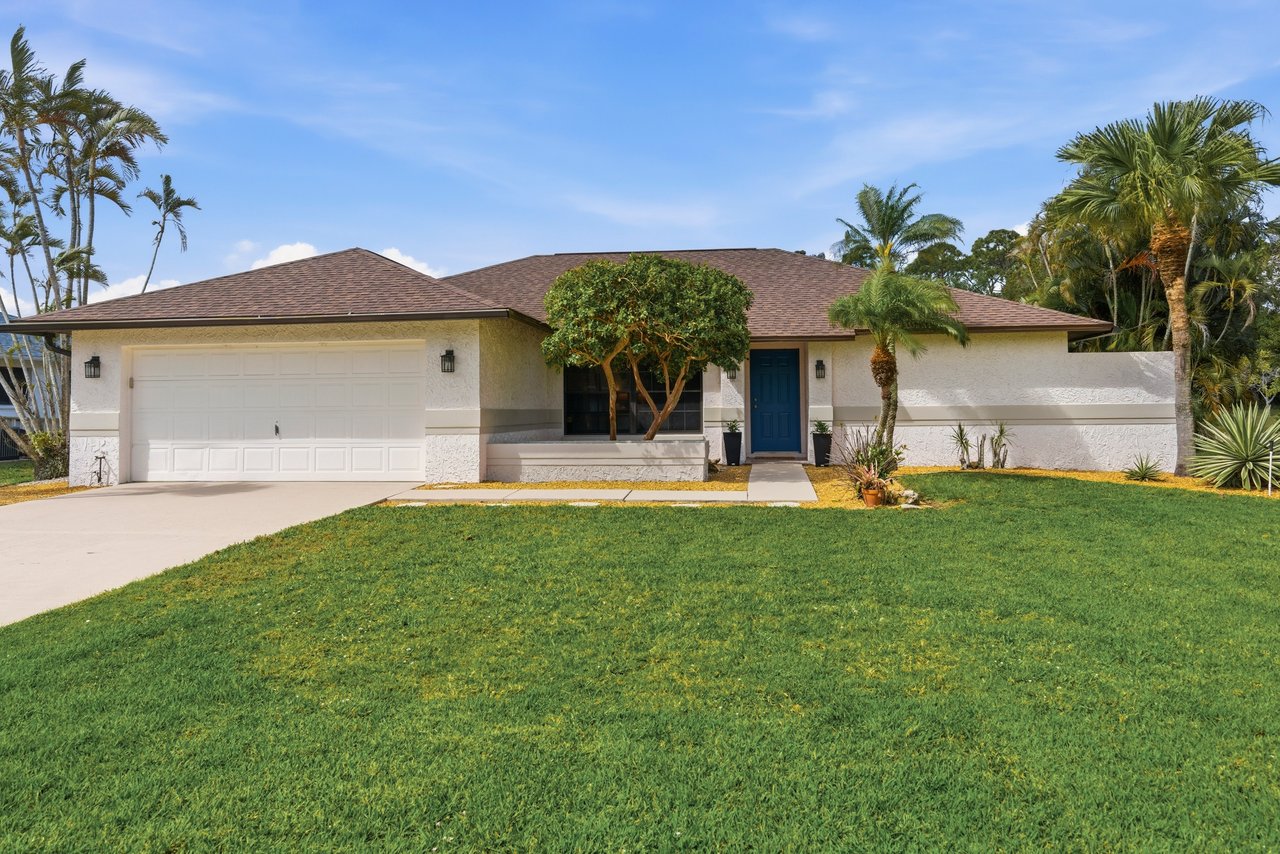 19184 Pine Run Ln - Three Oaks