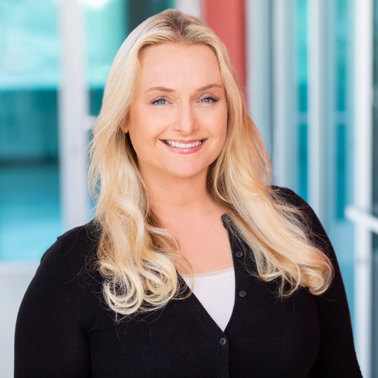 Jennifer Slocum San Diego, CA Real Estate Agent Headshot