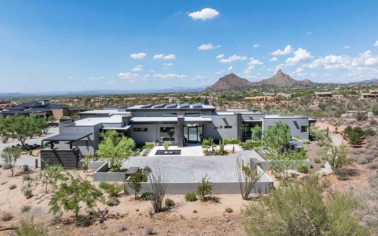 10784 E PINNACLE PEAK Road