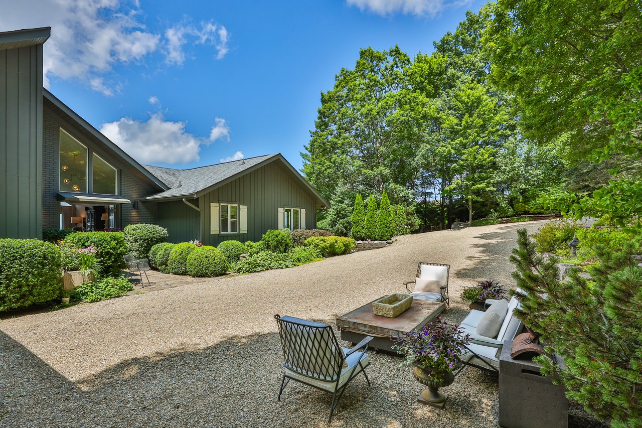 2618 Big Sheepcliff Rd