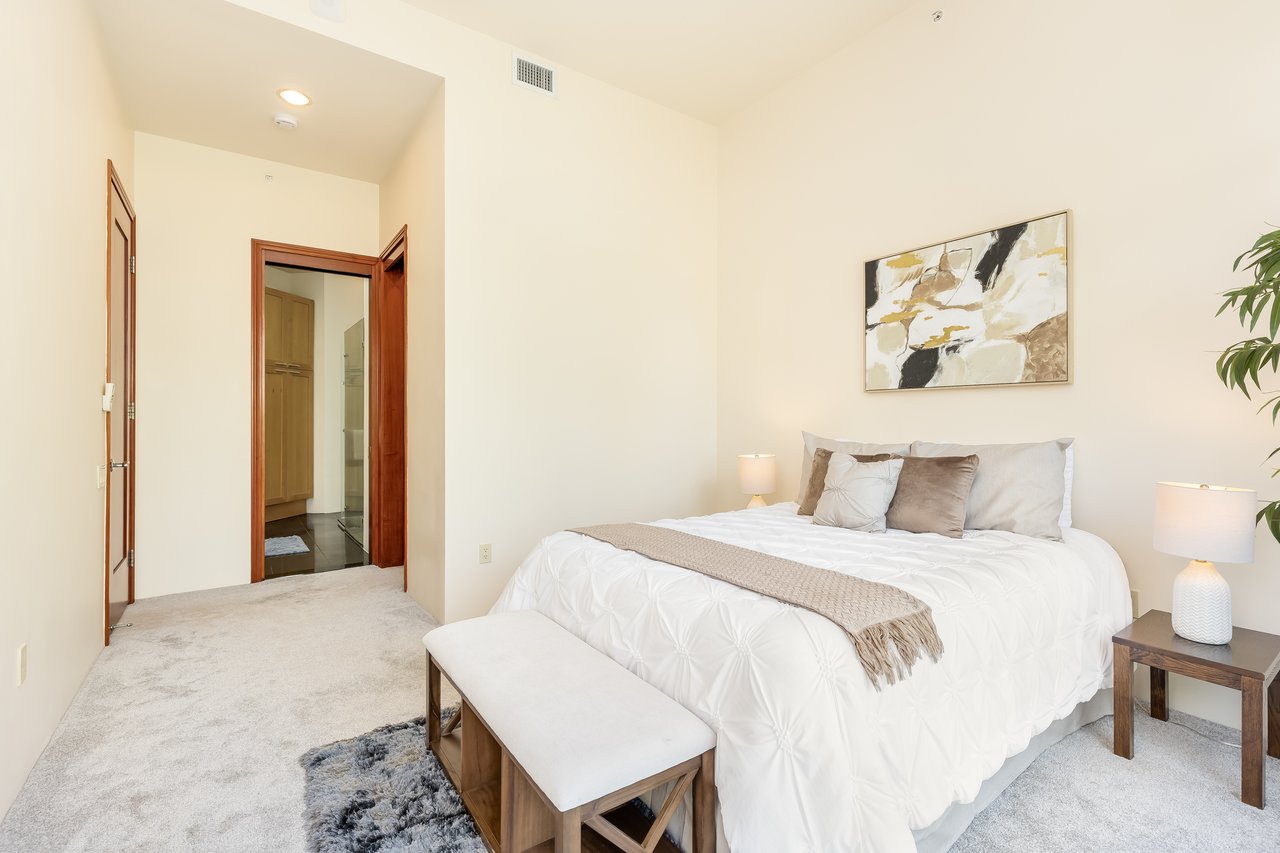 427 Launiu Street Unit #405