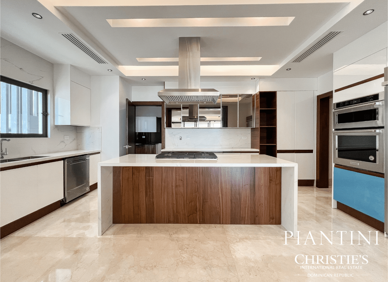 Modern Luxe, Santo Domingo