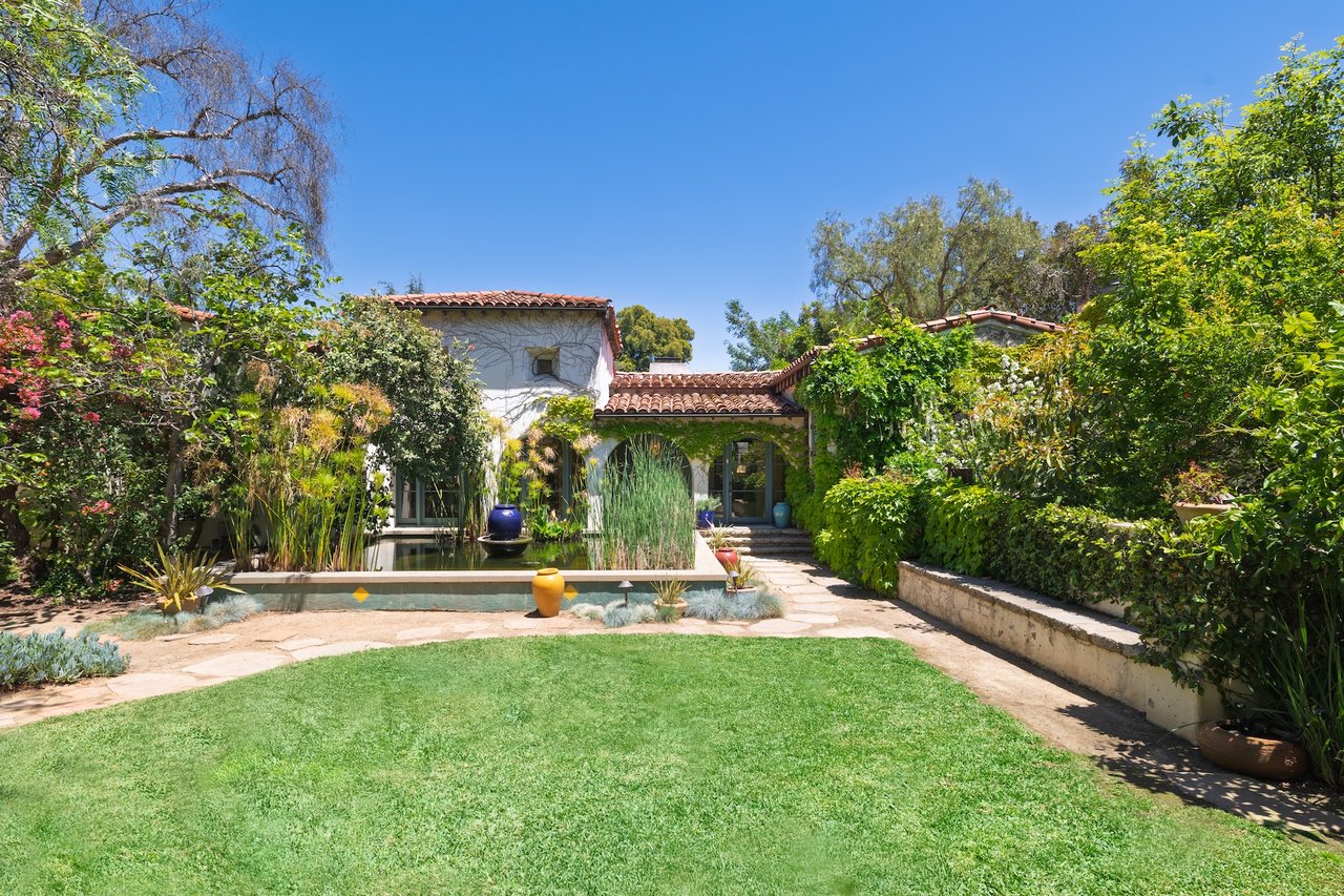 350 N Cliffwood Ave, Brentwood