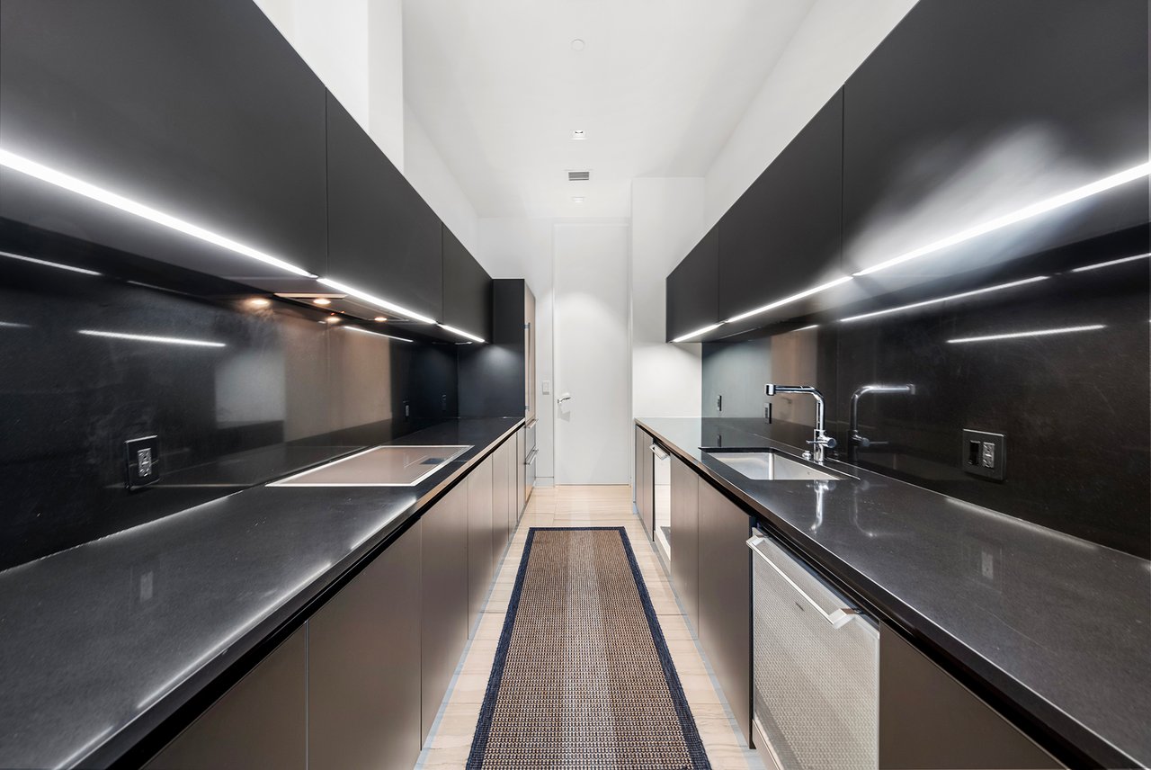 1000 Biscayne Blvd #5501