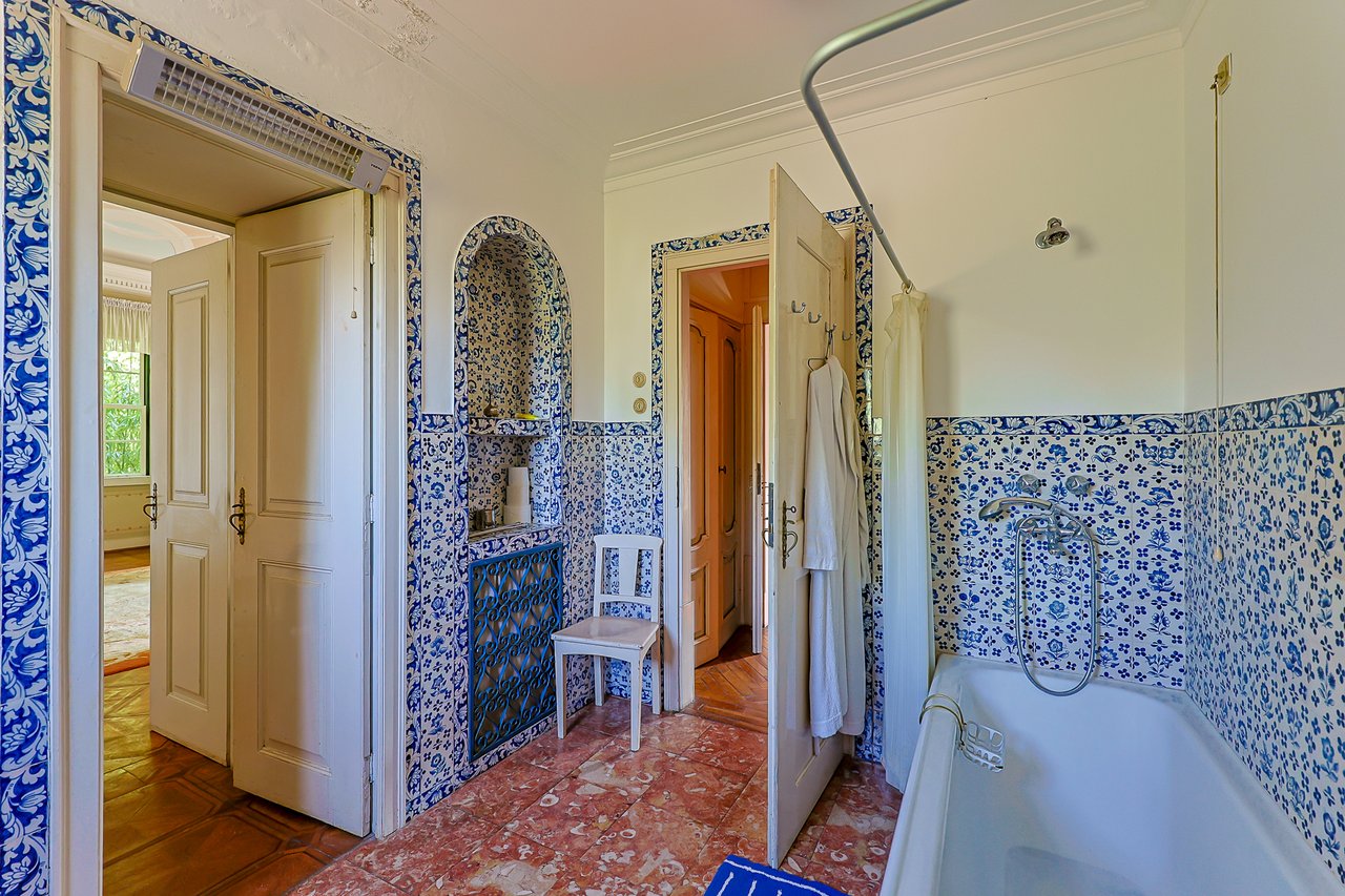 Magnificent 17th-Century Palace with  76,400 m² Estate Near Coimbra