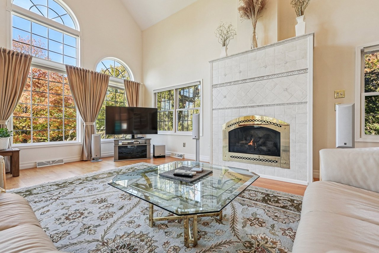 Hilltop Luxury with Endless Views