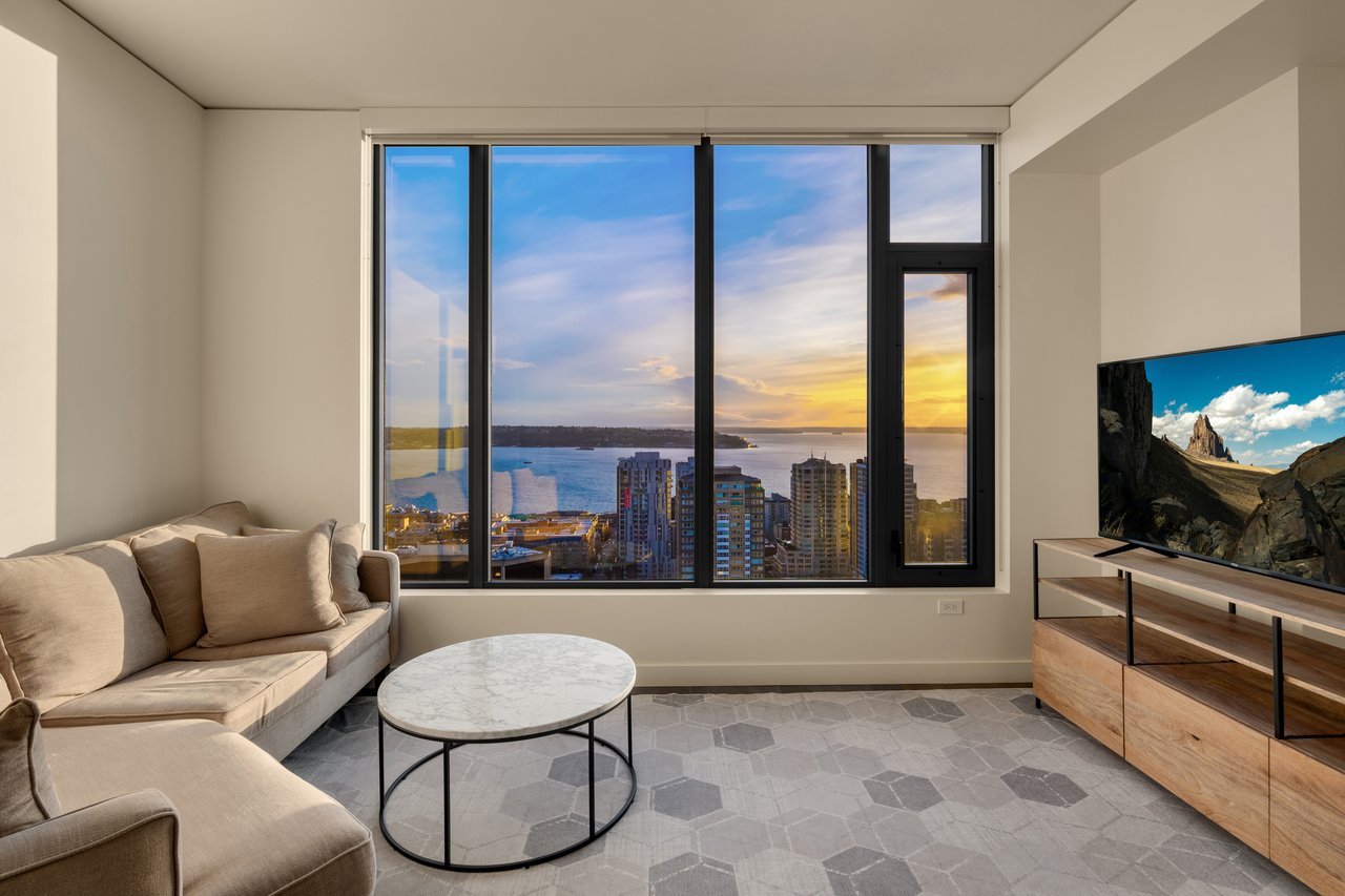 2510 6th Ave Unit 3105