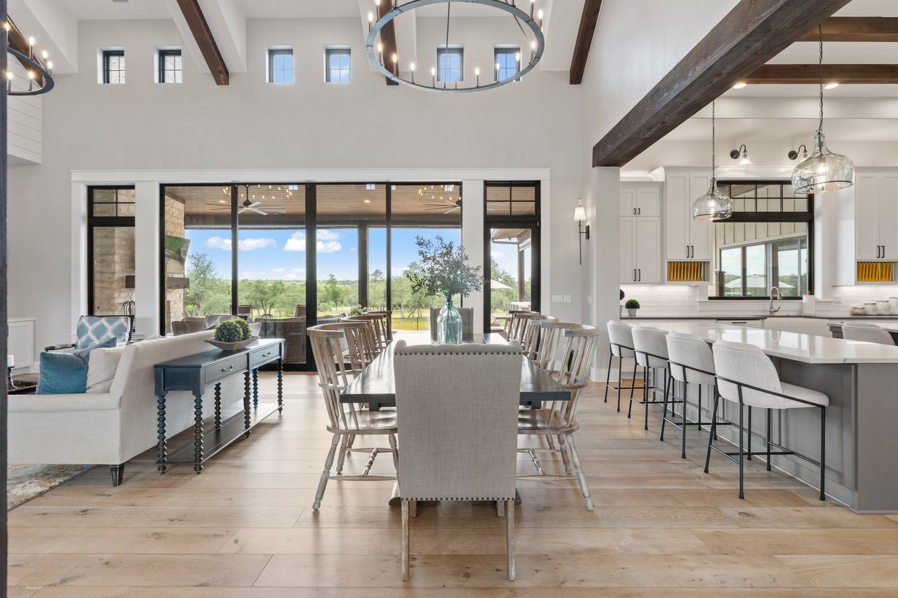 1457 Avenida High View
