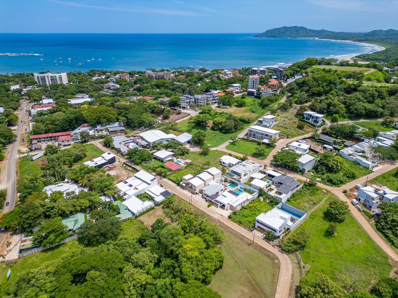 Casa Off shore | Spacious 6BR Home Steps from Tamarindo Beach & Town