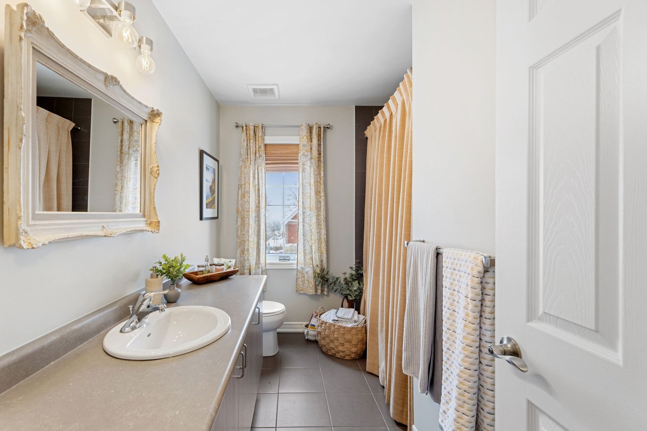 2 Forest Heights Boulevard, Orillia