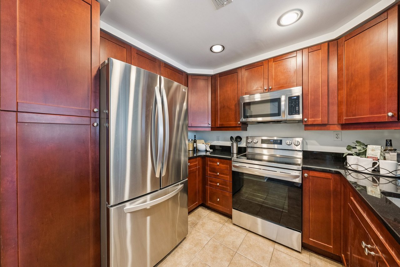 1111 11th St NW