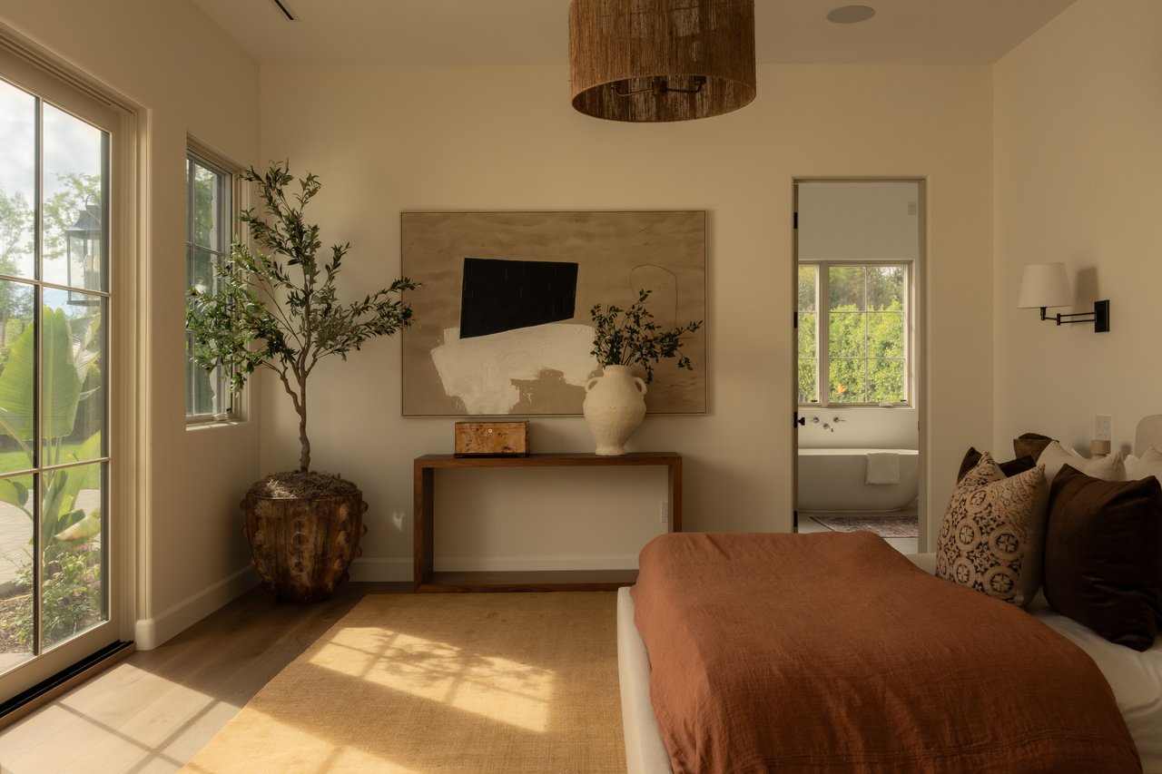 23236 Hatteras Street