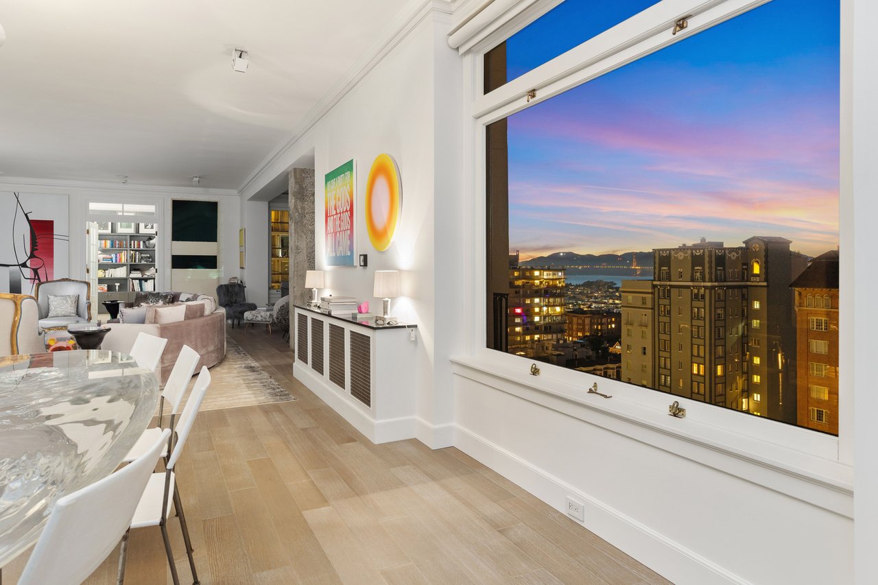 Magnificent Apartment at The Heights