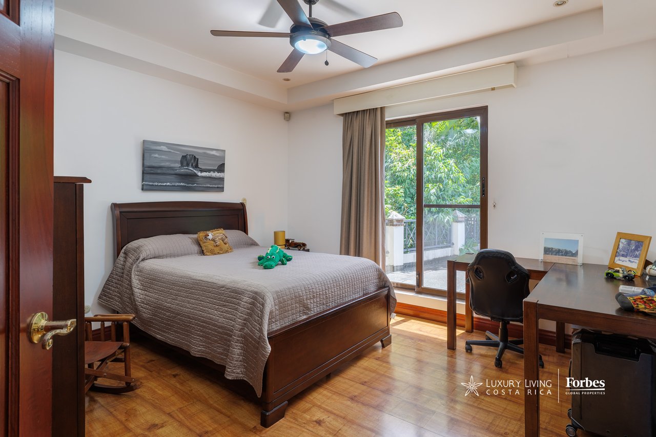 21471 - Luxury colonial house with 4 bedrooms, office, terrace and pool