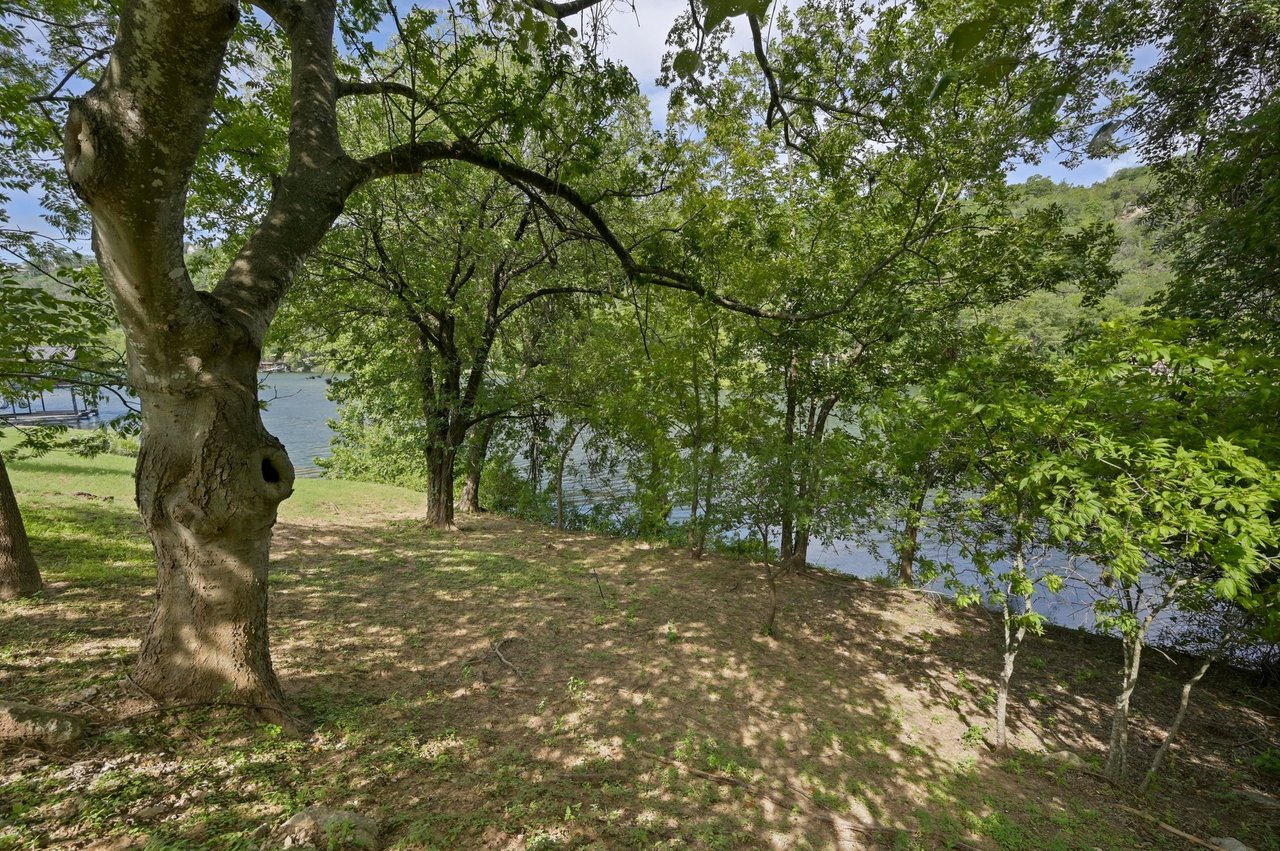 3418 Blue Jay Lane