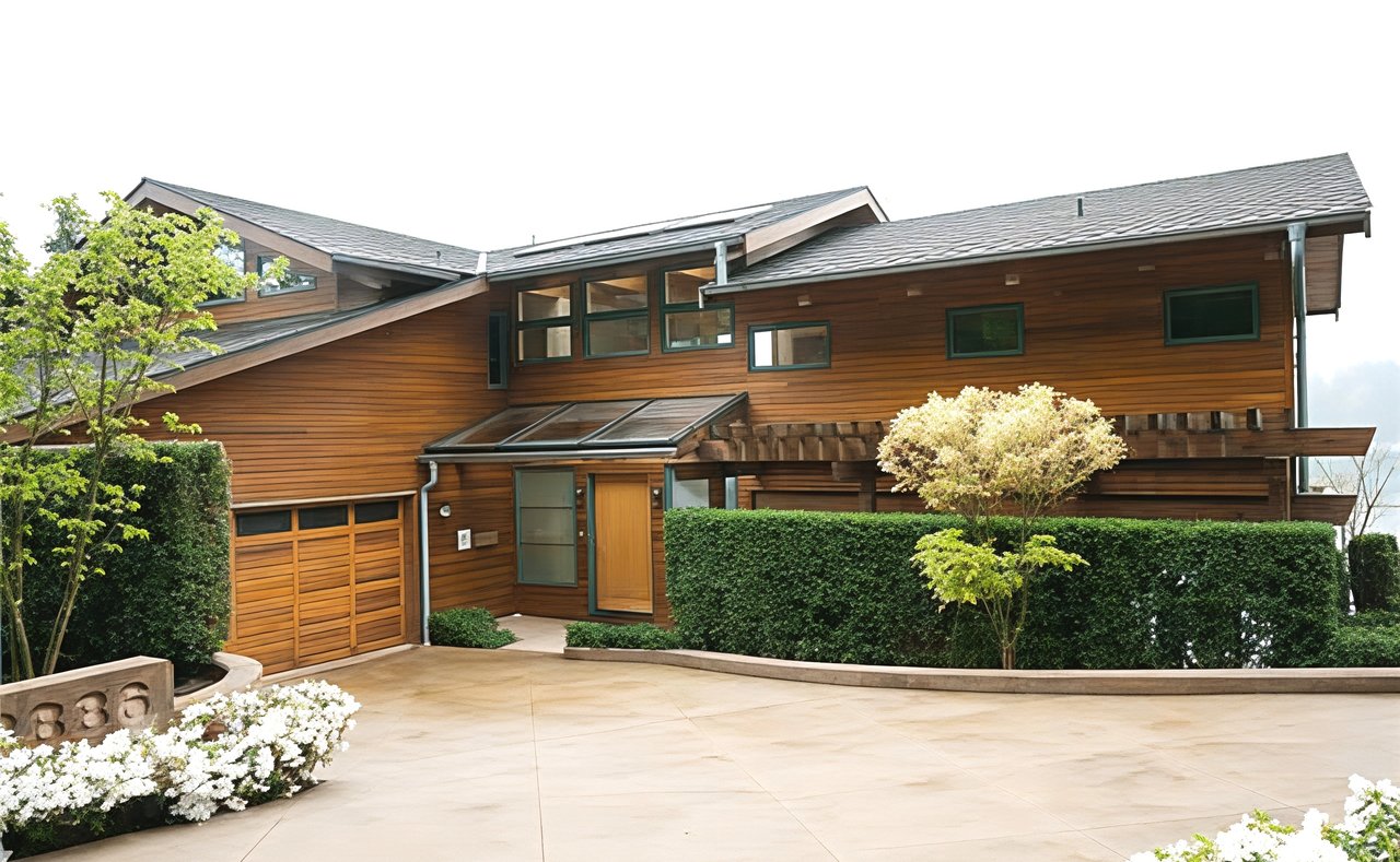 2886 Panorama Dr