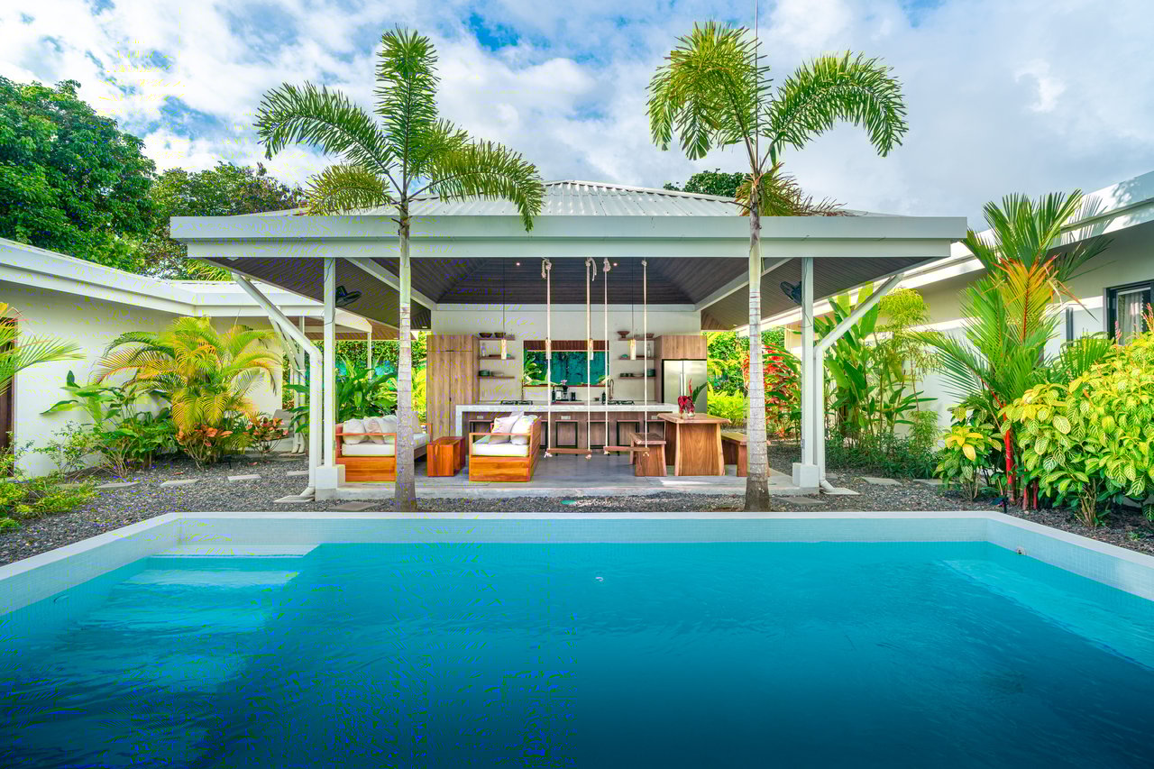 Income Ready Boutique Investment near Whale's Tail Beach