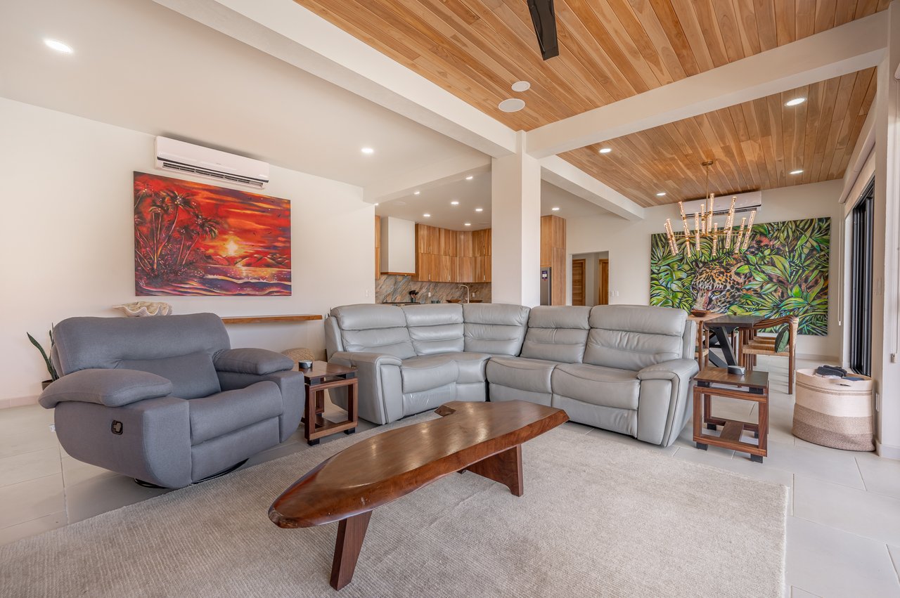 Casa En Las Rocas | Spectacular Ocean-View Home in Pacific Heights