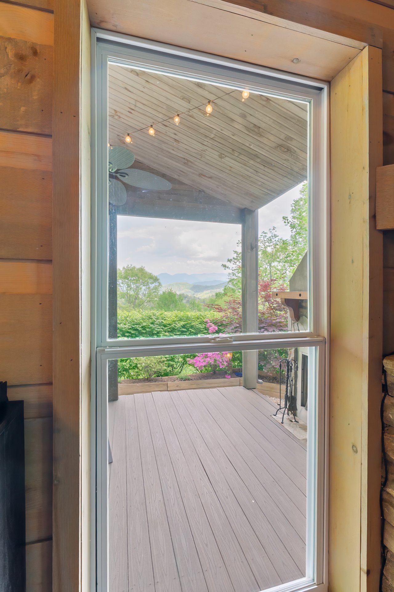 438 PALMETTO DR