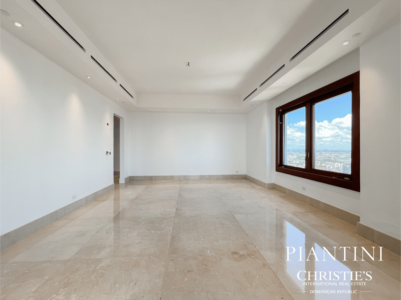 Luxury Ocean View Condo