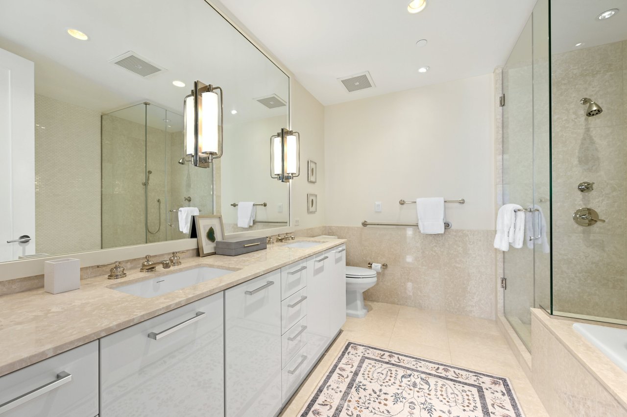 200 Congress Ave Unit 15A