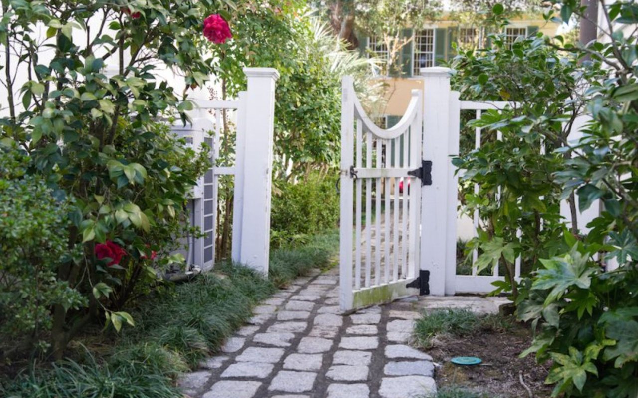 Homes with Romantic Gardens