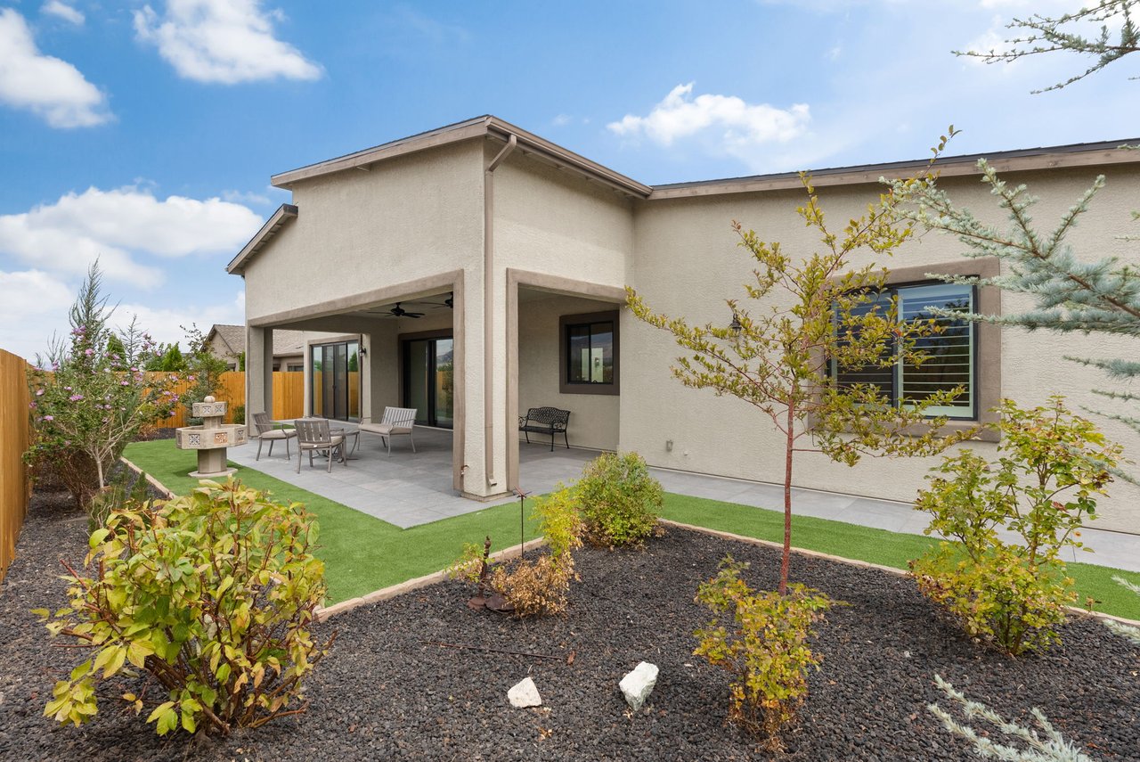 Private backyard at a Reno, Nevada home with space for relaxing and enjoying Northern Nevada’s outdoor lifestyle