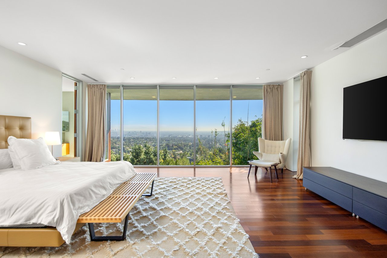 1290 Angelo Dr, Beverly Hills