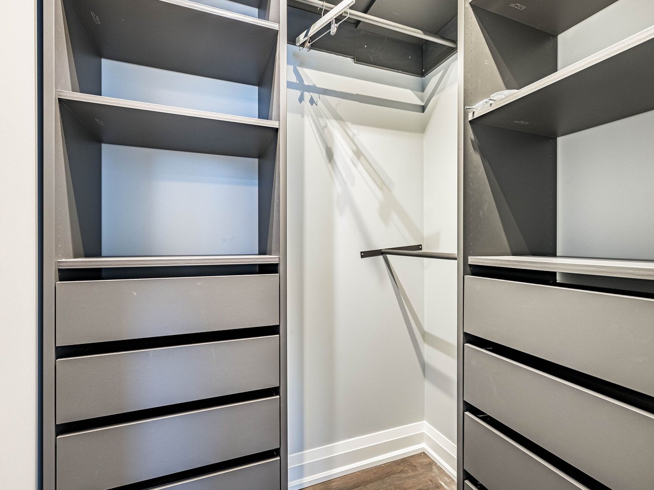 83 Redpath Avenue 407, Toronto C10, ON