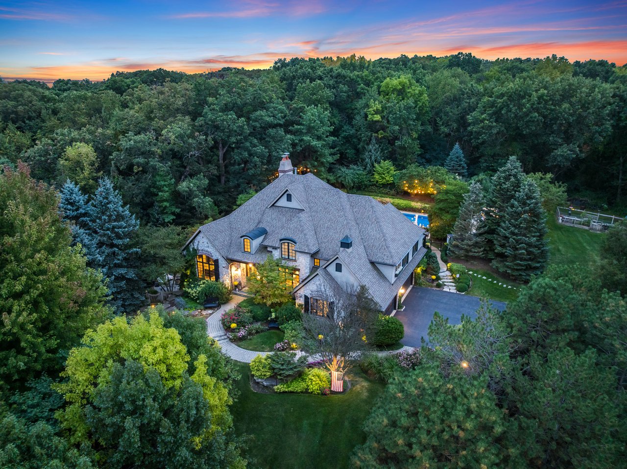 38W507 Fairway Drive, St. Charles