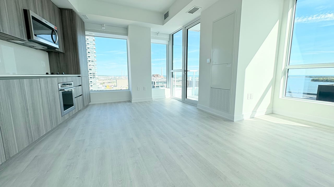 15 Richardson Street Unit: 1906