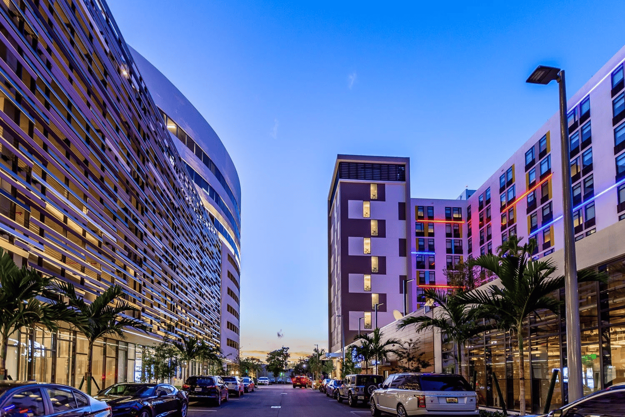 Aventura Park Square