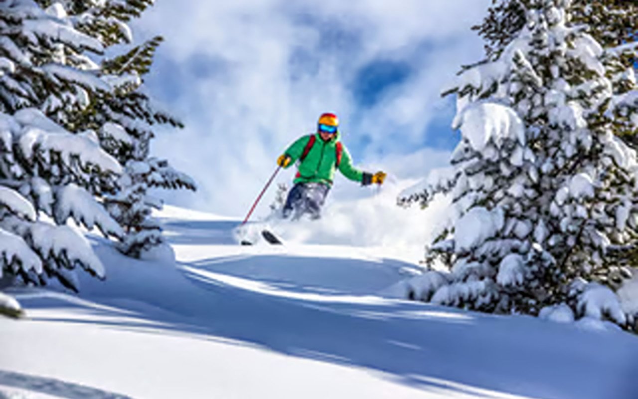 Ski Magazine Ranks 2 Utah Resorts in Top 5 Nationally