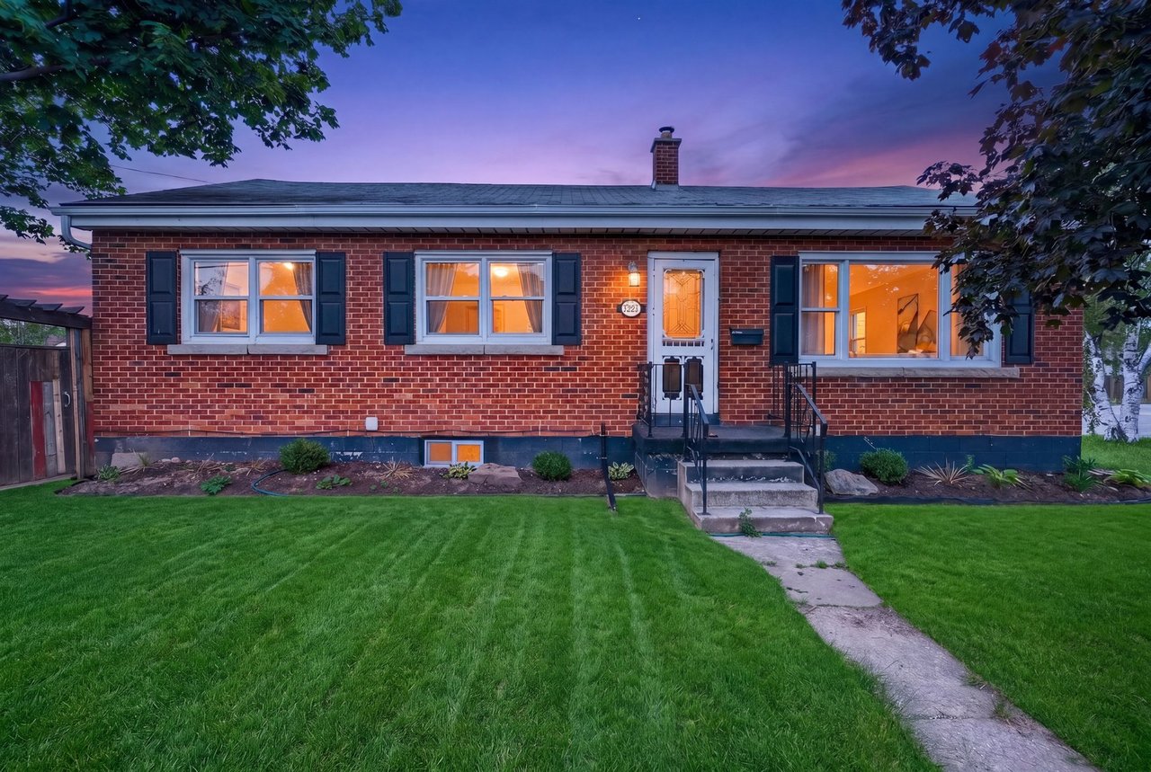 Downtown Burlington Bungalow
