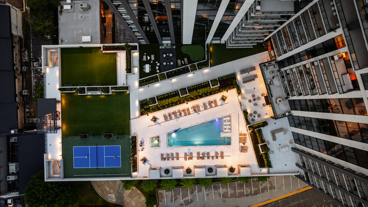 2425 Peachtree Road NE Unit 1406