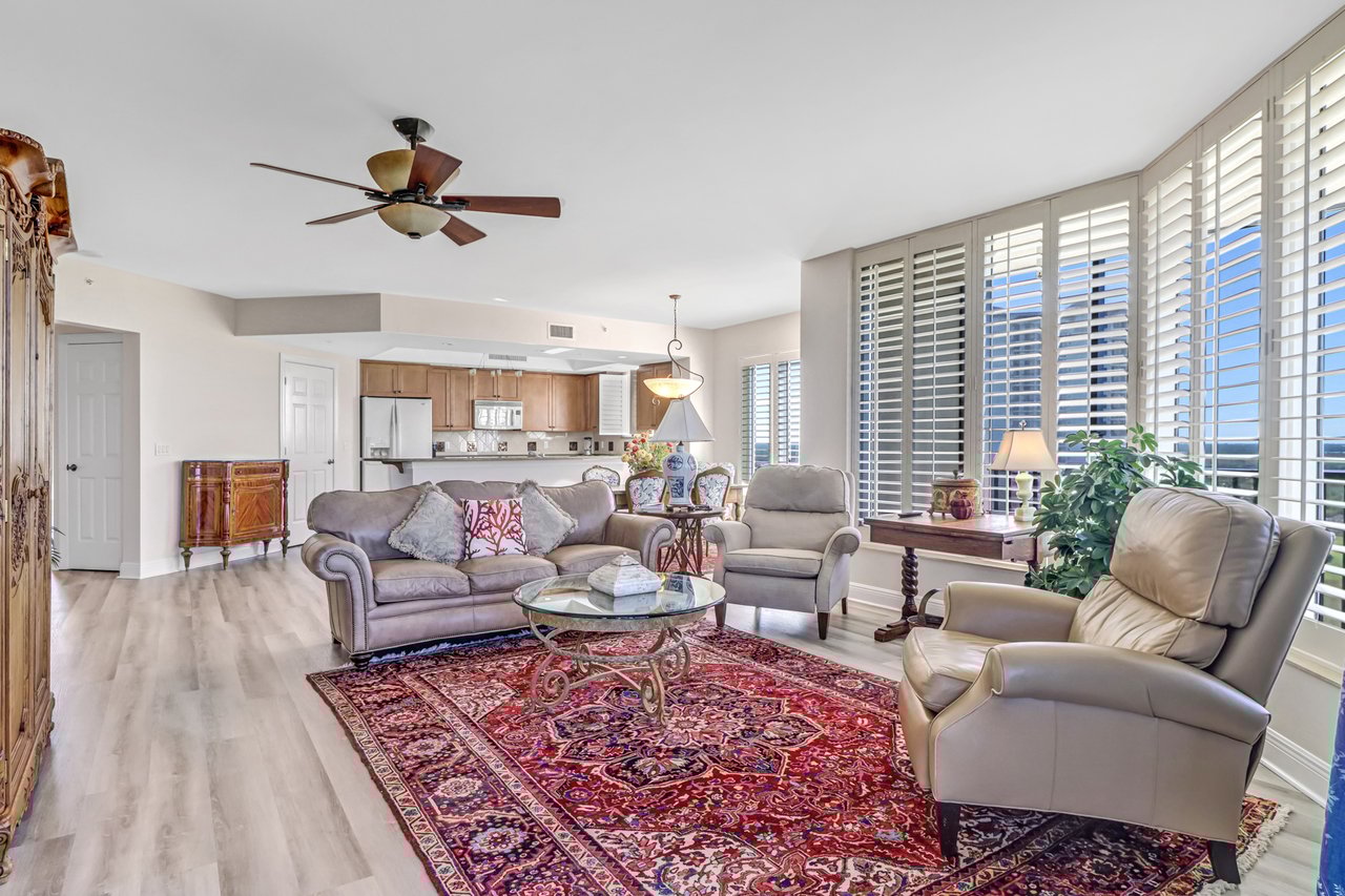 1065 Borghese Ln #801