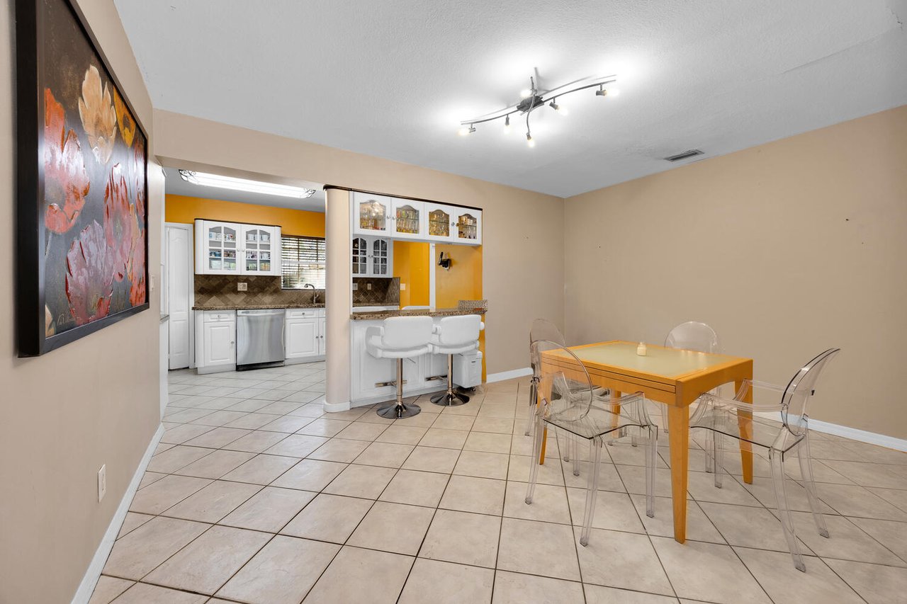 Calling All Investors - Pinecrest Duplex For Sale