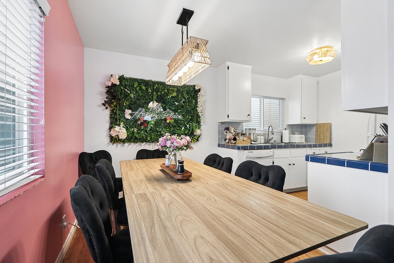 323 28th Street